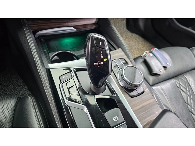 BMW 530 530i Luxury Plus | HUD | Adaptive Cruise | Memory - автомобили, коли, обяви за нови и употребявани 7