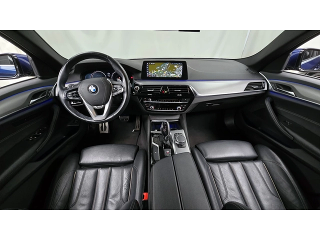 BMW 530 i xDrive M Sport - автомобили, коли, обяви за нови и употребявани 6