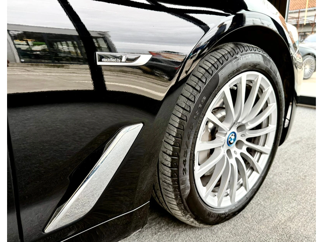 BMW 530E xDrive* Hybrid* Carplay* Лизинг - автомобили, коли, обяви за нови и употребявани 15