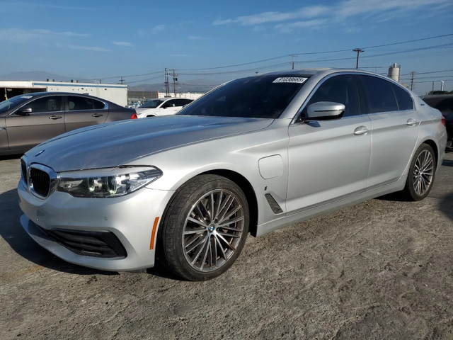 BMW 530E * E-Drive* КОЖА* ПОДГРЕВ* ШИБИДАХ* LED* - автомобили, коли, обяви за нови и употребявани 0