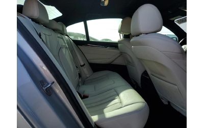 BMW 530E * E-Drive* КОЖА* ПОДГРЕВ* ШИБИДАХ* LED* - автомобили, коли, обяви за нови и употребявани 9