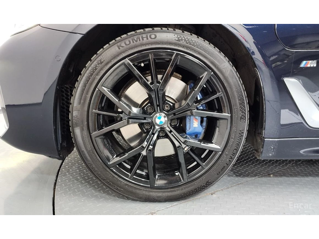 BMW 530E M-Pack* HARMAN KARDON* 360 CAM* HEAD-UP* - автомобили, коли, обяви за нови и употребявани 4