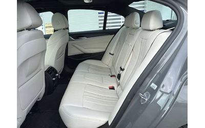 BMW 530E * xDrive * * HeadUp* AвтоКредит* (ЦЕНА ДО БГ) - автомобили, коли, обяви за нови и употребявани 16