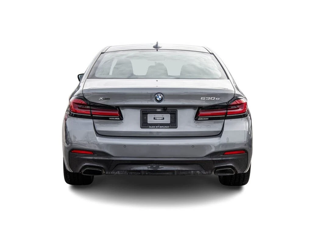 BMW 530E I * M-Package* * HeadUp* AвтоКредит* (ЦЕНА ДО БГ) - автомобили, коли, обяви за нови и употребявани 2