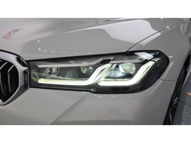 BMW 530E * HeadUp* Night Vision* 360* Keyless* Navi - автомобили, коли, обяви за нови и употребявани 4