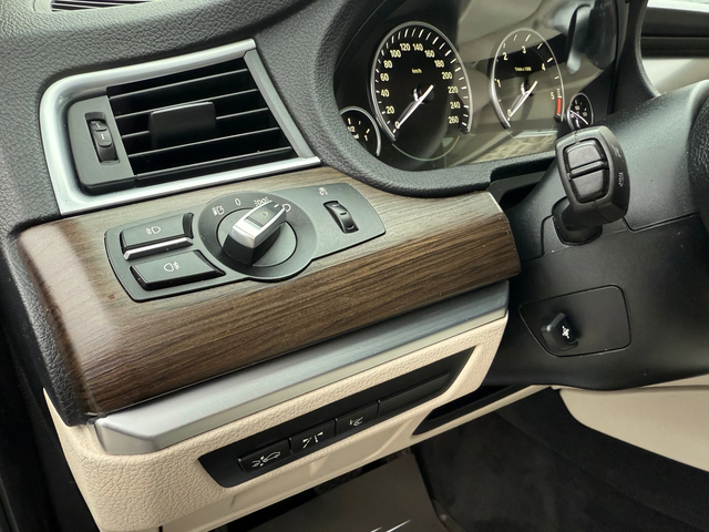 BMW 535 GT xDrive 299HP - автомобили, коли, обяви за нови и употребявани 13