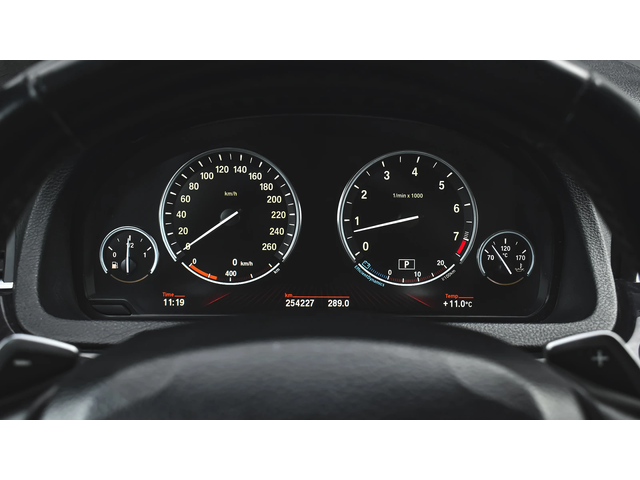 BMW 535 i Gran Turismo Steptronic - автомобили, коли, обяви за нови и употребявани 12