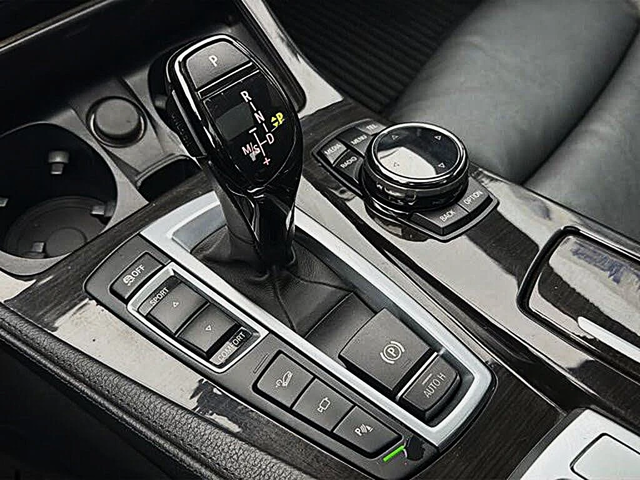 BMW 535 FACELIFT - автомобили, коли, обяви за нови и употребявани 12