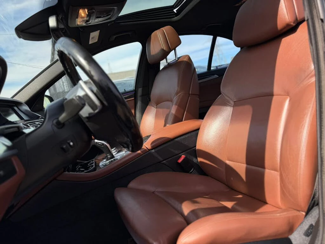 BMW 535 xDrive* M PACK* СЛЕДЕНЕ НА ЛЕНТИ* PANORAMA - автомобили, коли, обяви за нови и употребявани 12