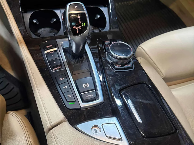 BMW 535 i xDrive | PANO | PODGREV | Keyless | ДВА КЛЮЧА - автомобили, коли, обяви за нови и употребявани 10
