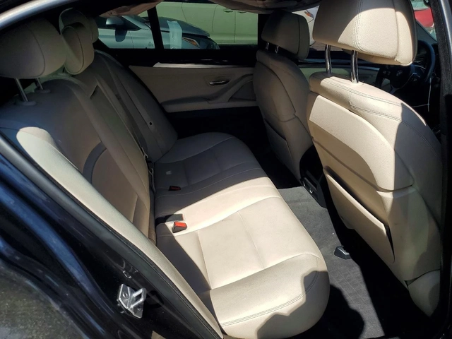 BMW 535 Xi M PACK| HUD| HARMAN/KARDON| КАМЕРА - автомобили, коли, обяви за нови и употребявани 9