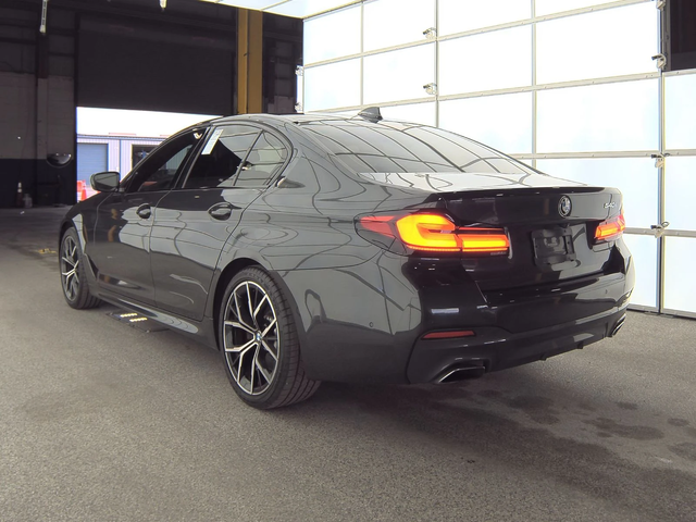 BMW 540 FACELIFT* LASER* M-PACK* 360* DISTRO* M-ОКАЧВАНЕ* - автомобили, коли, обяви за нови и употребявани 5