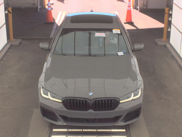 BMW 540 I / M-PACK / DISTRONIC / HEAD-UP / HARMAN - автомобили, коли, обяви за нови и употребявани 1