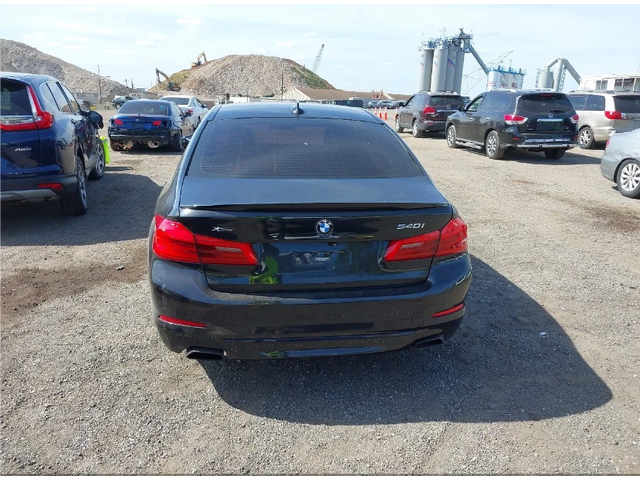 BMW 540 I / XDRIVE - автомобили, коли, обяви за нови и употребявани 4