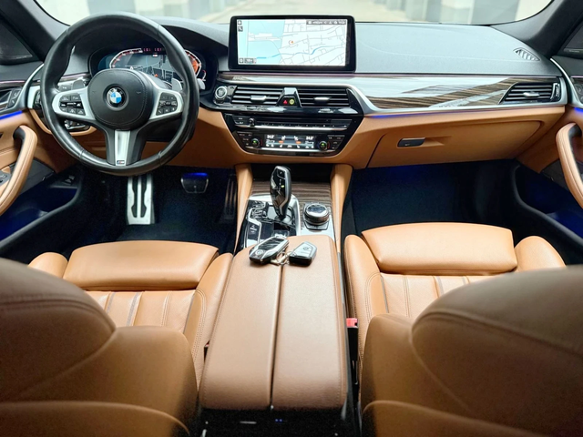 BMW 540 BMW 540d * * Individual* H/K* M Premium Fullmax - автомобили, коли, обяви за нови и употребявани 13