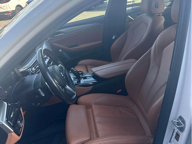 BMW 540 * 540i xDrive * CARFAX * ЦЕНА ДО БГ - автомобили, коли, обяви за нови и употребявани 13