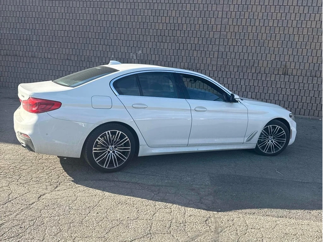 BMW 540 * 540i xDrive * CARFAX * ЦЕНА ДО БГ - автомобили, коли, обяви за нови и употребявани 2