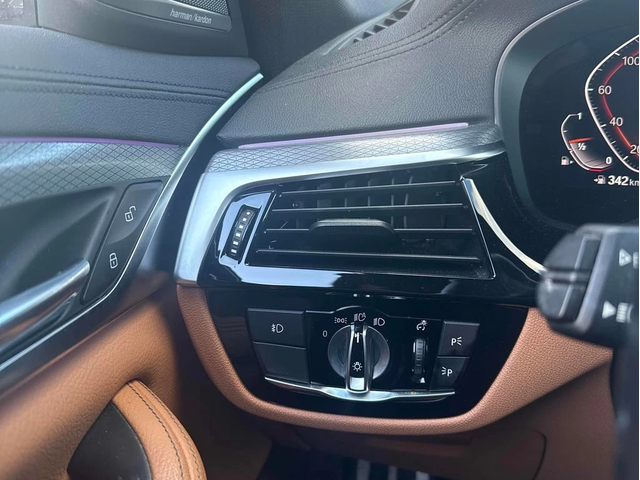 BMW 540 * 540i xDrive * CARFAX * ЦЕНА ДО БГ - автомобили, коли, обяви за нови и употребявани 9