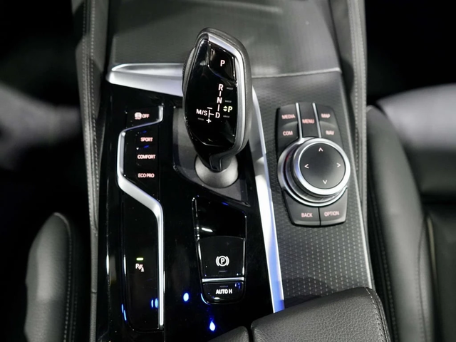 BMW 540 * xDrive * CARFAX * ЦЕНА ДО БГ - автомобили, коли, обяви за нови и употребявани 15