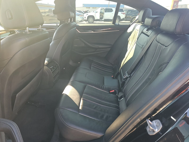 BMW 540 * Head-Up* HARMAN* KEYLESS* - автомобили, коли, обяви за нови и употребявани 7