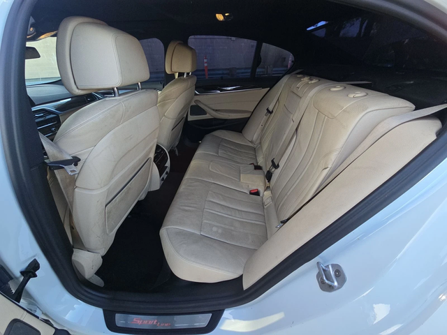 BMW 540 i - автомобили, коли, обяви за нови и употребявани 12