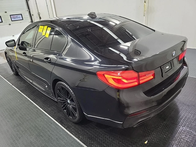 BMW 540 * M PACK* 360CAM* PANO* H&K* - автомобили, коли, обяви за нови и употребявани 2