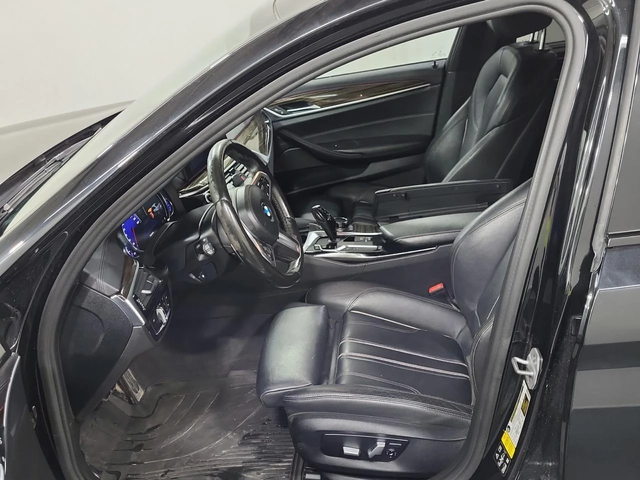 BMW 540 * M PACK* 360CAM* PANO* H&K* - автомобили, коли, обяви за нови и употребявани 4