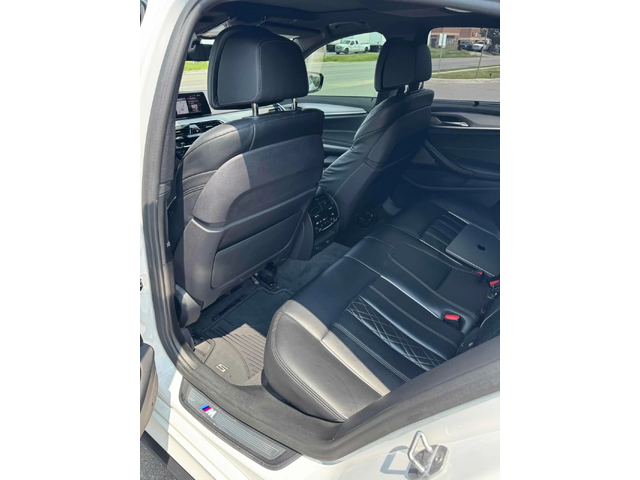 BMW 540 M-pkg* Harman/Kardon* 360View* Подгрев* Пано - автомобили, коли, обяви за нови и употребявани 11