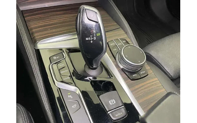 BMW 540 M-pkg* Shadow line* Soft-Close* Massage* Distronic - автомобили, коли, обяви за нови и употребявани 10