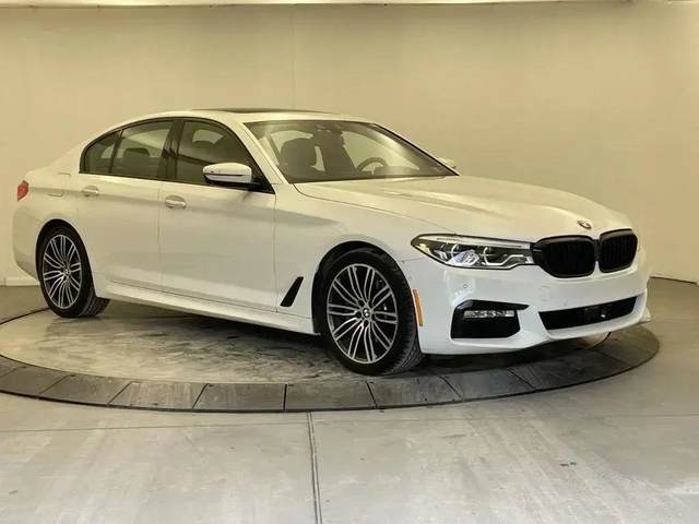 BMW 540 M-pkg* Shadow line* Soft-Close* Massage* Distronic - автомобили, коли, обяви за нови и употребявани 2