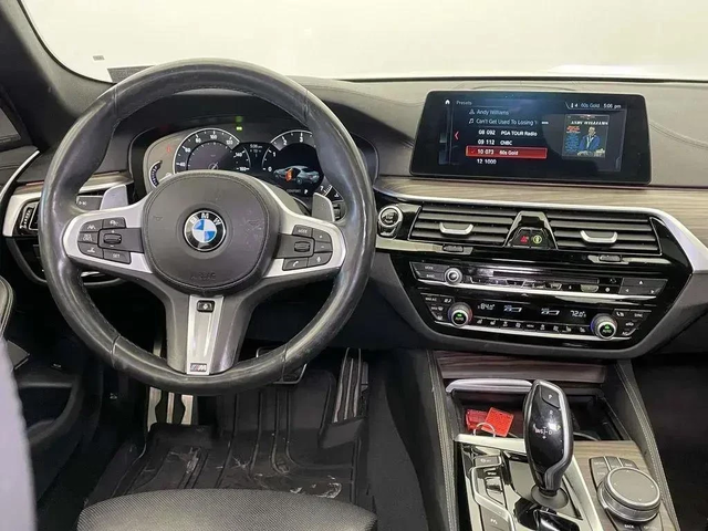 BMW 540 M-pkg* Shadow line* Soft-Close* Massage* Distronic - автомобили, коли, обяви за нови и употребявани 6