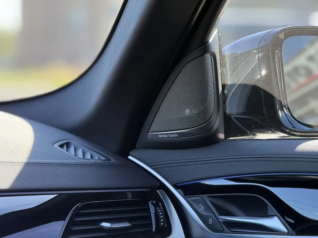 BMW 540 M-pkg* Harman/Kardon* Soft-Close* Обдух* Head-Up* - автомобили, коли, обяви за нови и употребявани 11