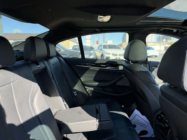 BMW 540 M-pkg* Harman/Kardon* Soft-Close* Обдух* Head-Up* - автомобили, коли, обяви за нови и употребявани 16