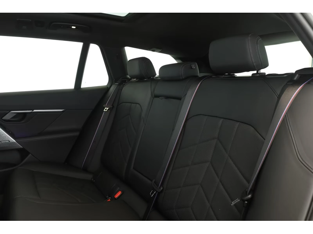 BMW 540 d xDrive M-Sport PRO - автомобили, коли, обяви за нови и употребявани 11