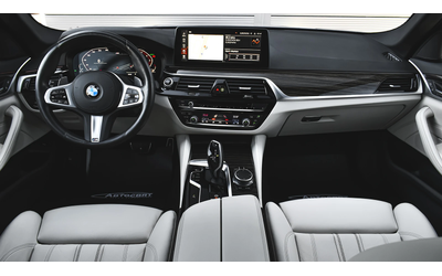 BMW 540 i xDrive M Sport Sportautomatic - автомобили, коли, обяви за нови и употребявани 7