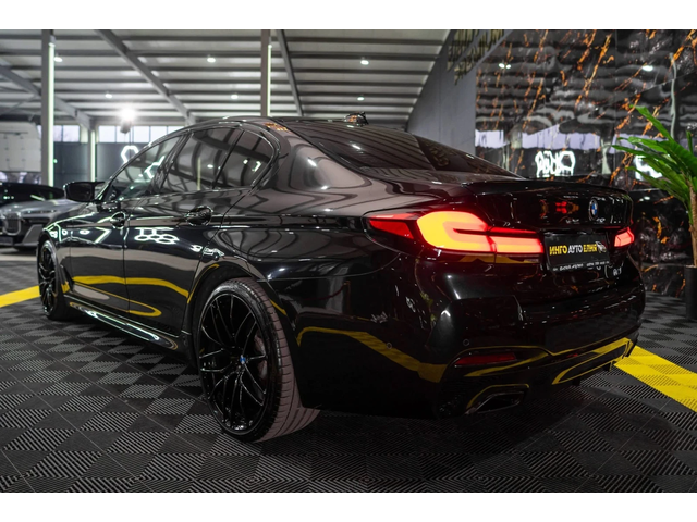 BMW 540 D XDRIVE FULL M BLACK LINE H&K ЛИЗИНГ 100% - автомобили, коли, обяви за нови и употребявани 5