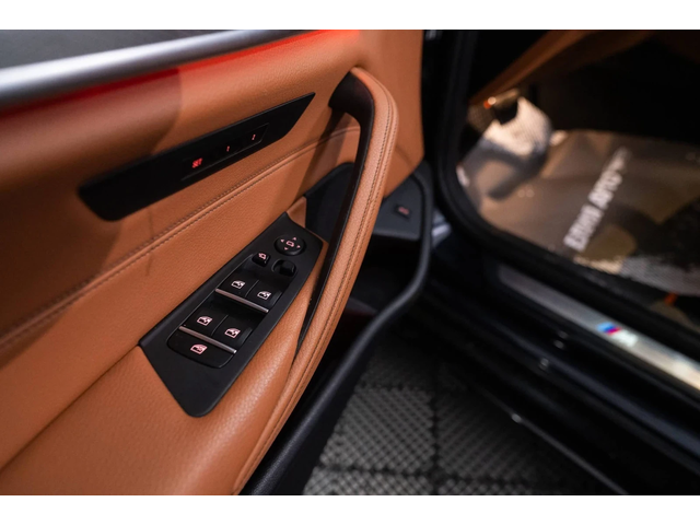 BMW 540 D XDRIVE M BLACK PERFORMANCE ЛИЗИНГ 100% - автомобили, коли, обяви за нови и употребявани 9