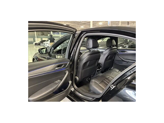 BMW 540 I xDrive* M-пакет* Harman/Kardon* подгрев* шибида - автомобили, коли, обяви за нови и употребявани 6