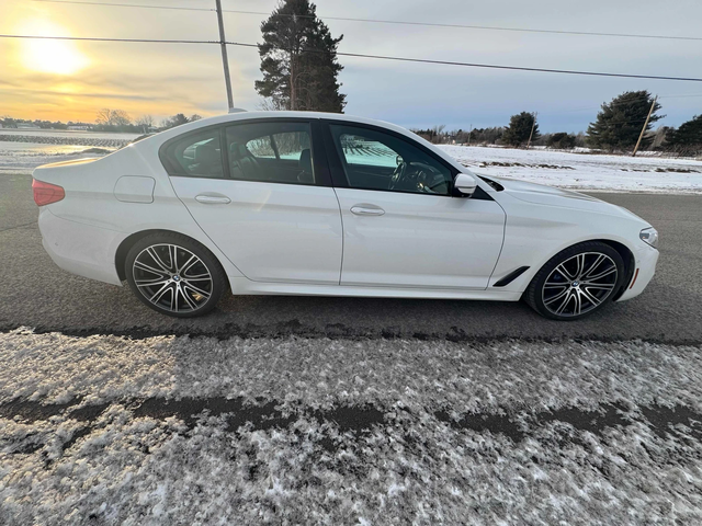 BMW 540 M* SPORT* XDRIVE* HARMON* KARDON* ОБДУХВАНЕ* - автомобили, коли, обяви за нови и употребявани 1