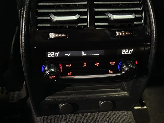 BMW 540 XDRIVE * CAMERA * HEAD UP * H&K * ПОДГРЕВ * LED - автомобили, коли, обяви за нови и употребявани 10