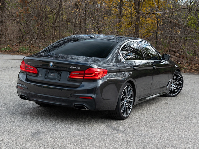 BMW 540 X-Drive* M-Pack* Harman Kardon - автомобили, коли, обяви за нови и употребявани 4