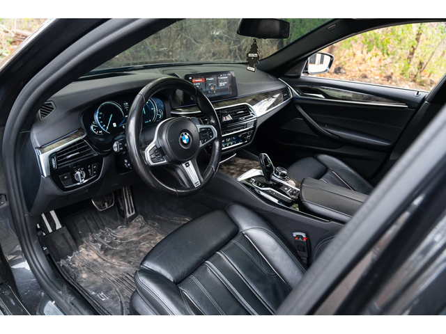 BMW 540 X-Drive* M-Pack* Harman Kardon - автомобили, коли, обяви за нови и употребявани 9