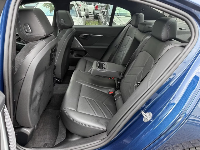 BMW 540 xDrive M Sport Pano 4 Zonen H&K - автомобили, коли, обяви за нови и употребявани 9