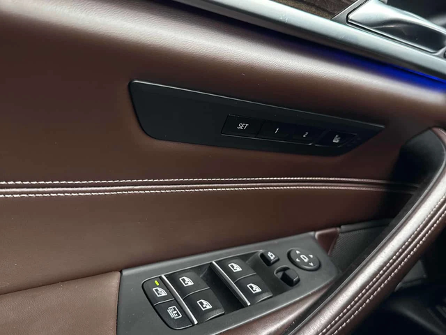 BMW 540 * МАСАЖИ* ДИСТРОНИК* ВАКУМ* 360 КАМЕРА* ОБДУХВАНЕ* - автомобили, коли, обяви за нови и употребявани 11