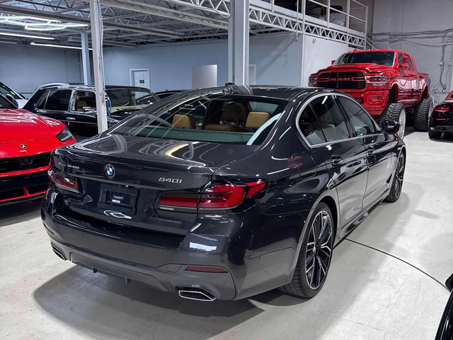 BMW 540 | 360 | HUD | HARMAN KARDON | CARFAX | - автомобили, коли, обяви за нови и употребявани 2