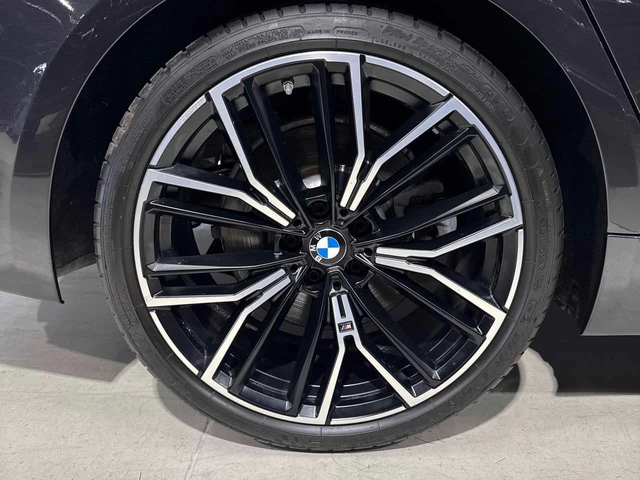 BMW 540 | 360 | HUD | HARMAN KARDON | CARFAX | - автомобили, коли, обяви за нови и употребявани 6