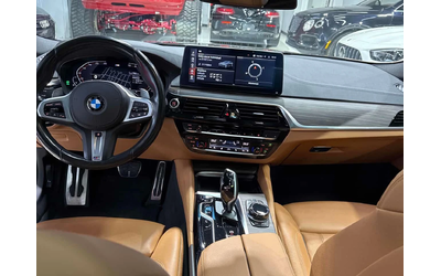 BMW 540 | 360 | HUD | HARMAN KARDON | CARFAX | - автомобили, коли, обяви за нови и употребявани 8