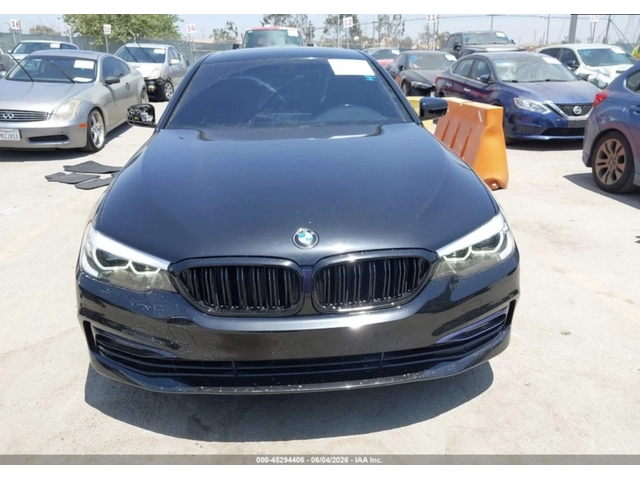 BMW 540 АВТОКРЕДИТ - автомобили, коли, обяви за нови и употребявани 9