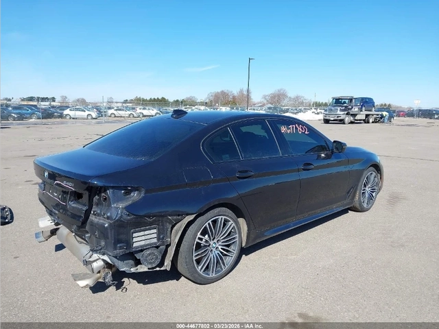 BMW 540 XDRIVE / M PKG / HARMAN / HEADUP - автомобили, коли, обяви за нови и употребявани 5