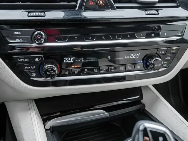 BMW 700 2022 BMW 5 Series 540i xDrive | CPO | HK Audio | H - автомобили, коли, обяви за нови и употребявани 13